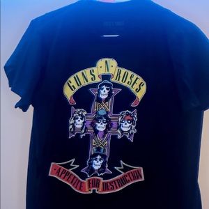 Guns and roses T